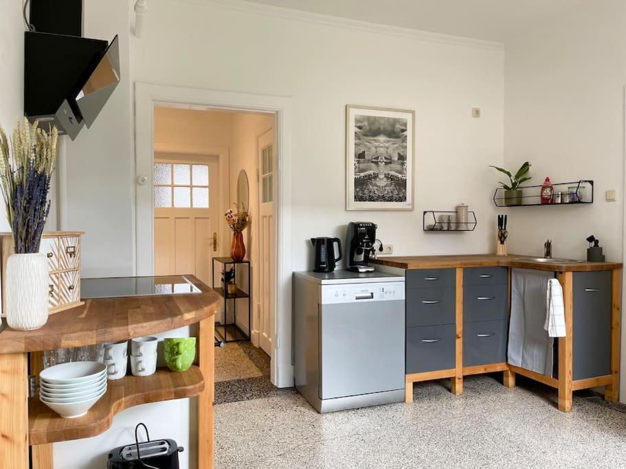 Appartement Modern Und Ruhig In Elmshorn Extérieur photo